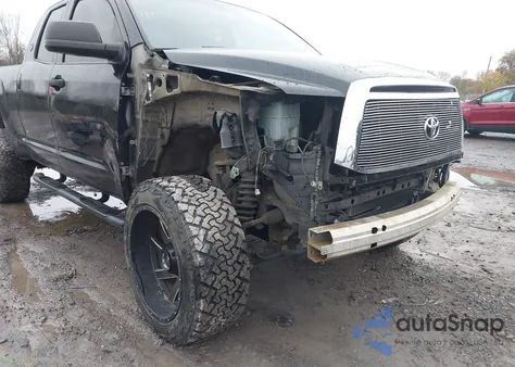 2012 Toyota Tundra Grade 5.7L V8 from USA, damaged, VIN 5TFRY5F17CX131192
